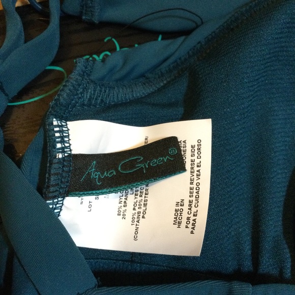 Aqua Green NWT High-Neck Ring Detail One-Piece Swimsuit, Medium 8/10 - Picture 8 of 10